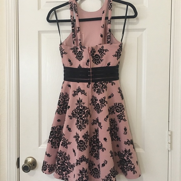 City Studio Dress - Picture 2 of 3